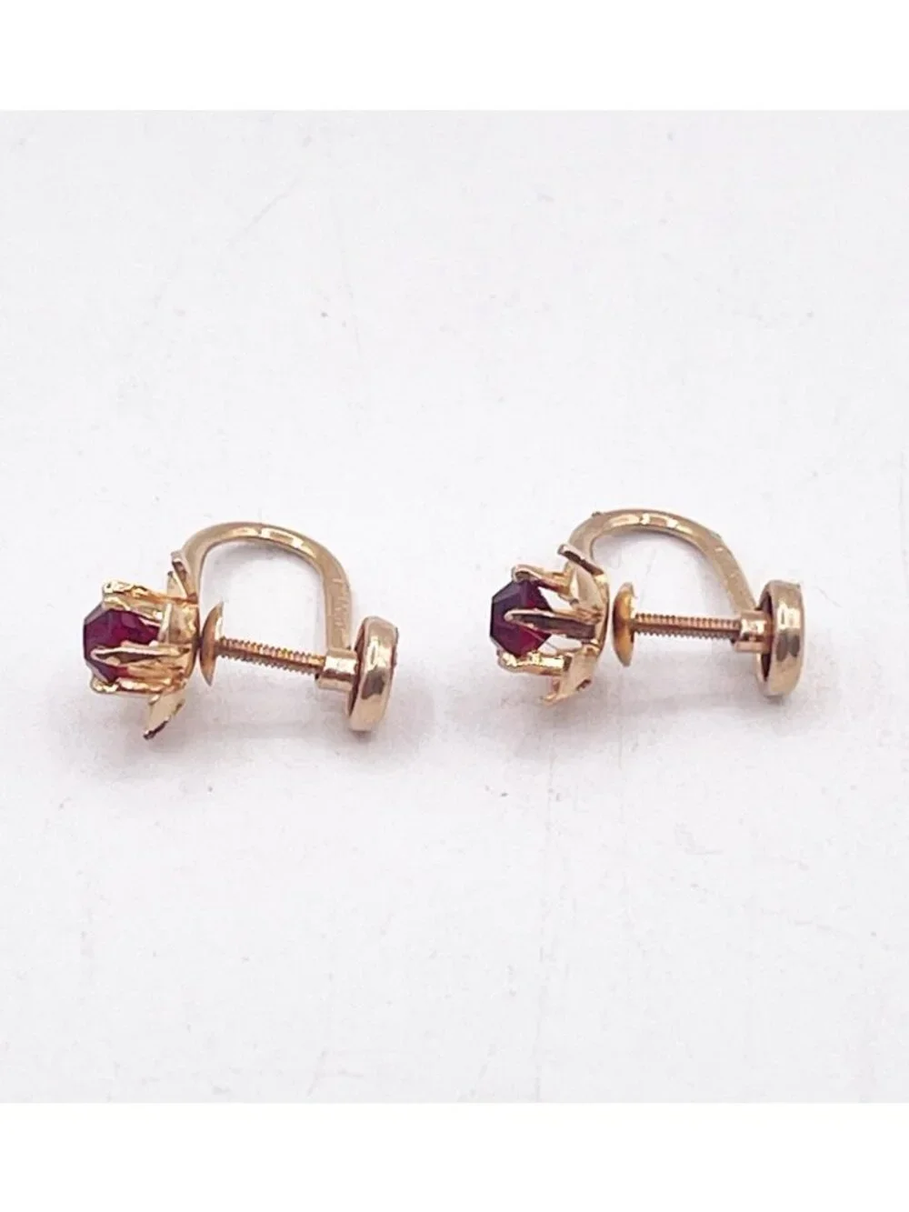 Vintage Marked BOA 10K Yellow Gold Dainty Red Stone Flower Screw Back Earrings